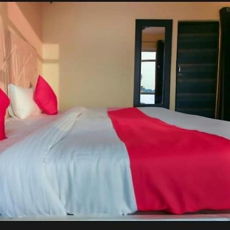 Oyo Green Villa Meerut Ngoại thất bức ảnh